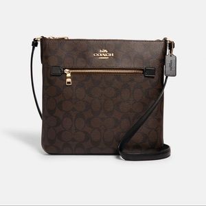 Like new coach cross body purse